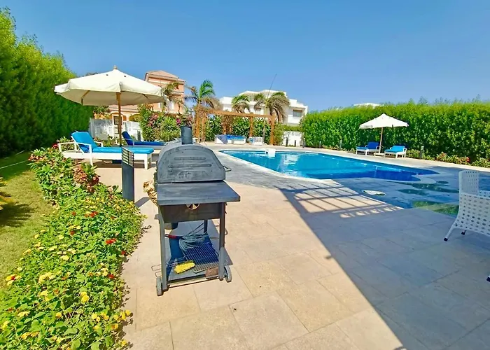 Luxury With Pool In Villa *