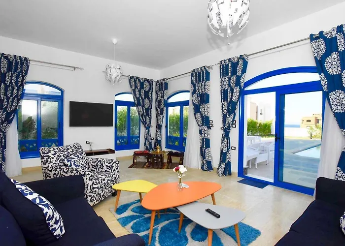 Villa Luxury With Pool In