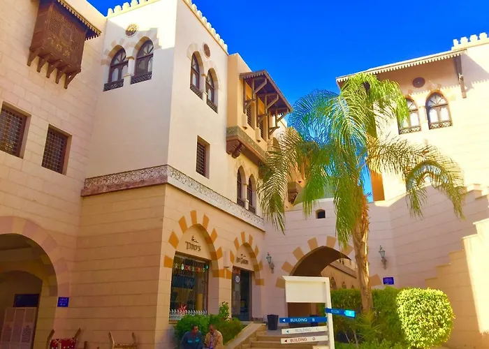 Luxury With Pool In * Hurghada