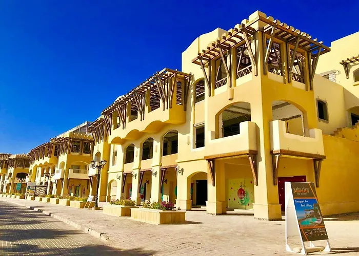 Luxury With Pool In Villa Hurghada