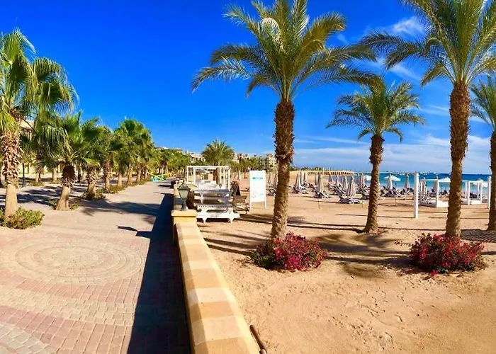 Luxury With Pool In Hurghada